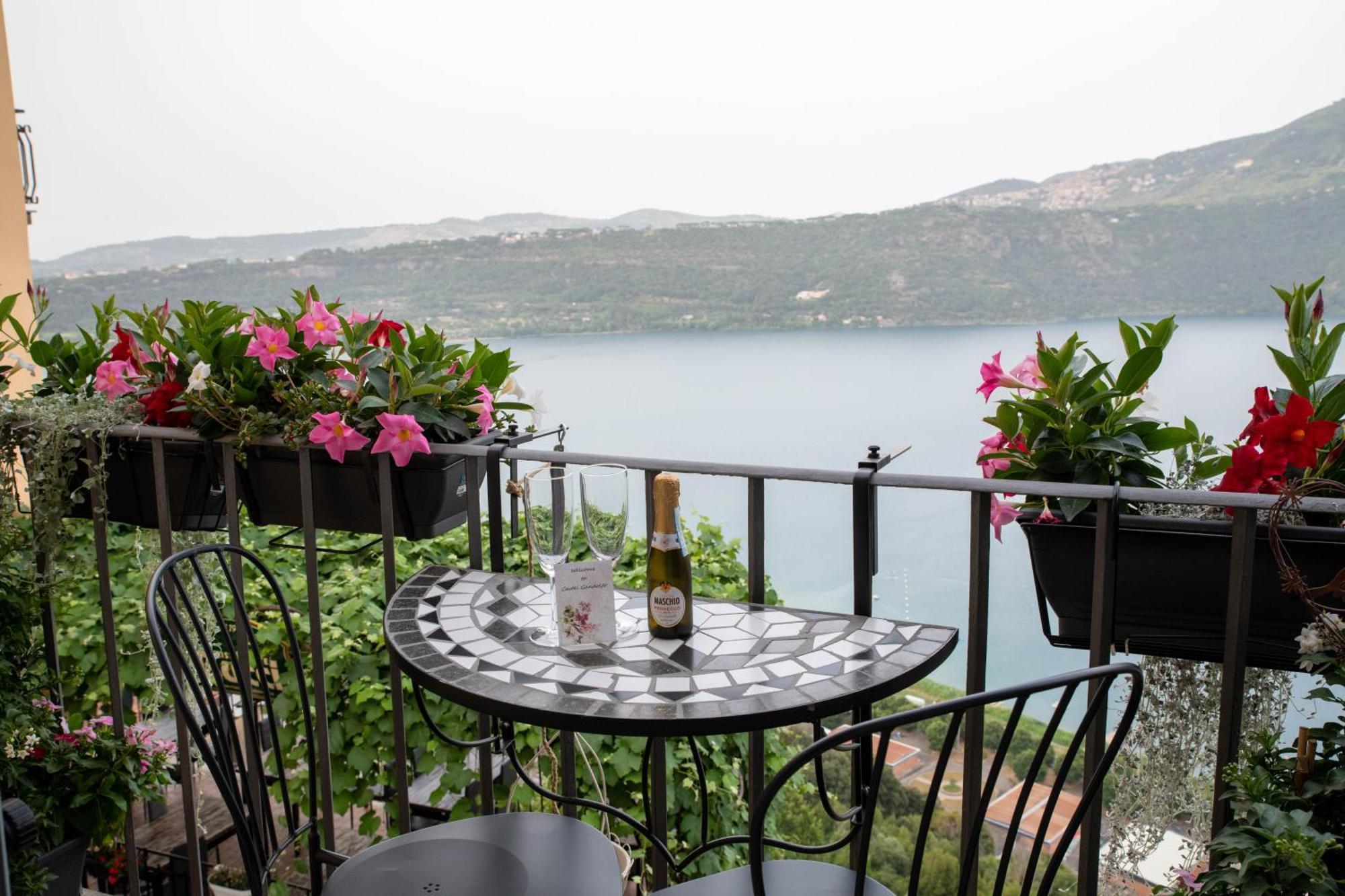 B&B Carpe Diem Vista Lago Castel Gandolfo Bagian luar foto