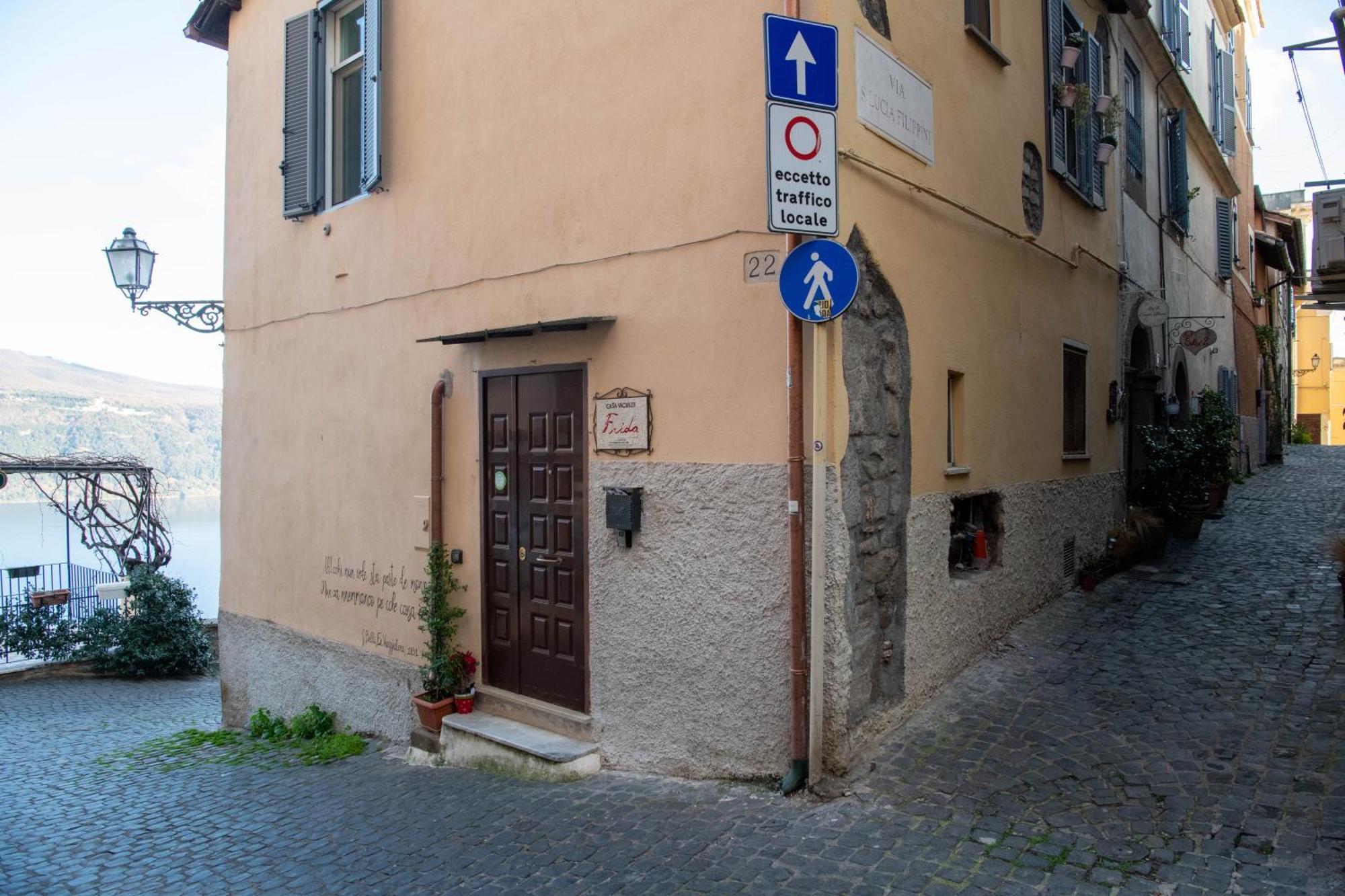 B&B Carpe Diem Vista Lago Castel Gandolfo Bagian luar foto